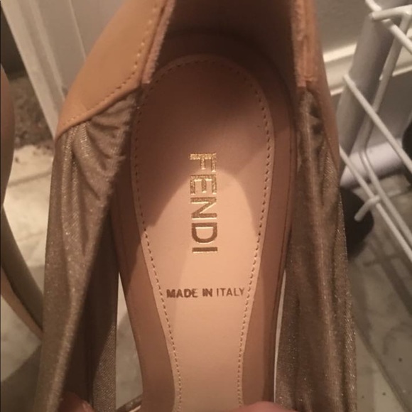 Fendi Lucite Off the Runway Pumps- RARE - Picture 4 of 8